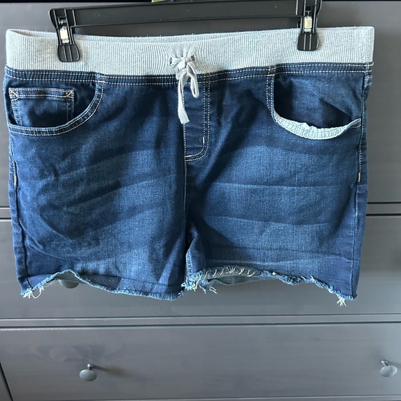 Justice Blue Denim Shorts with Gray Waistband - Picture 1 of 2